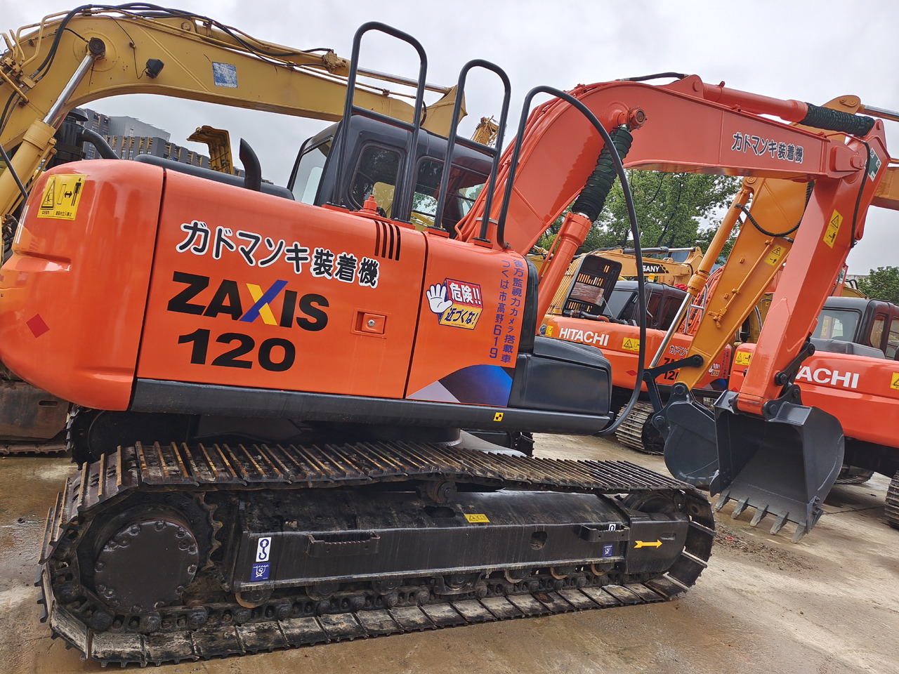 HITACHI ZX120 - Pásové rýpadlo: obrázek 3 HITACHI ZX120 - Pásové rýpadlo: obrázek 3
