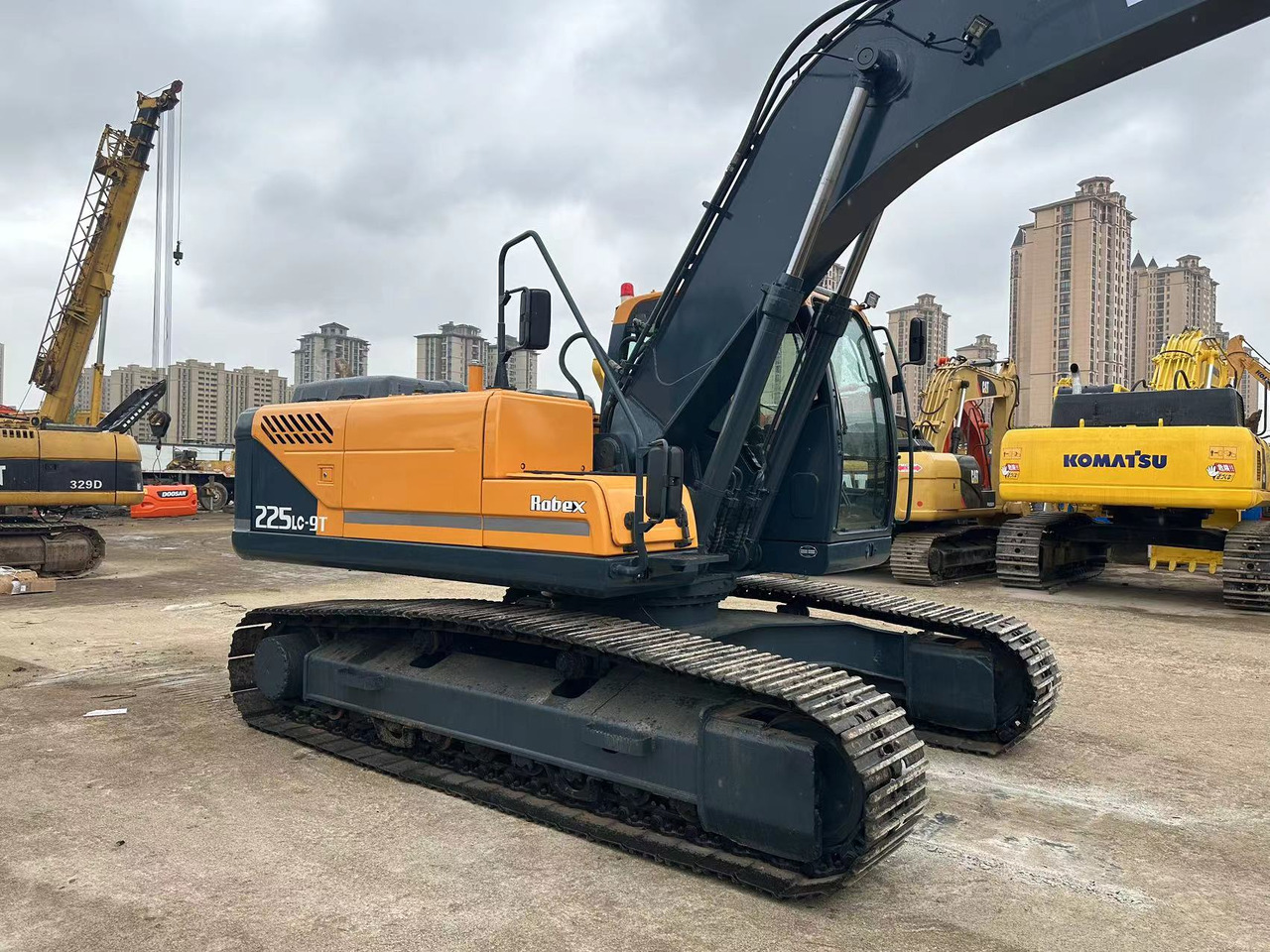 HYUNDAI 225LC-9T HX220HD HX225HD - Pásové rýpadlo: obrázek 1 HYUNDAI 225LC-9T HX220HD HX225HD - Pásové rýpadlo: obrázek 1