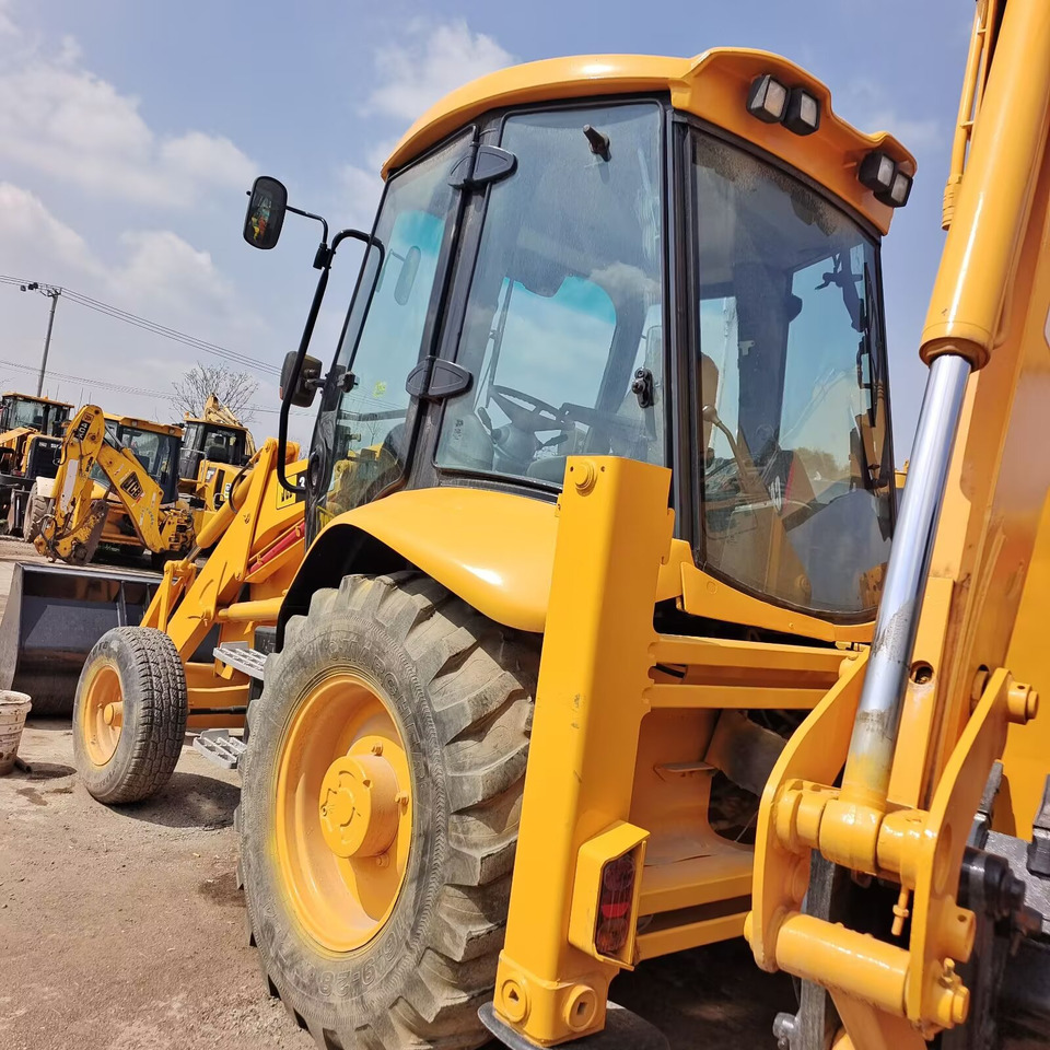 JCB 3CX MADE IN UK Jcb 3 CX 4 CX - Rýpadlo-nakladač: obrázek 5 JCB 3CX MADE IN UK Jcb 3 CX 4 CX - Rýpadlo-nakladač: obrázek 5