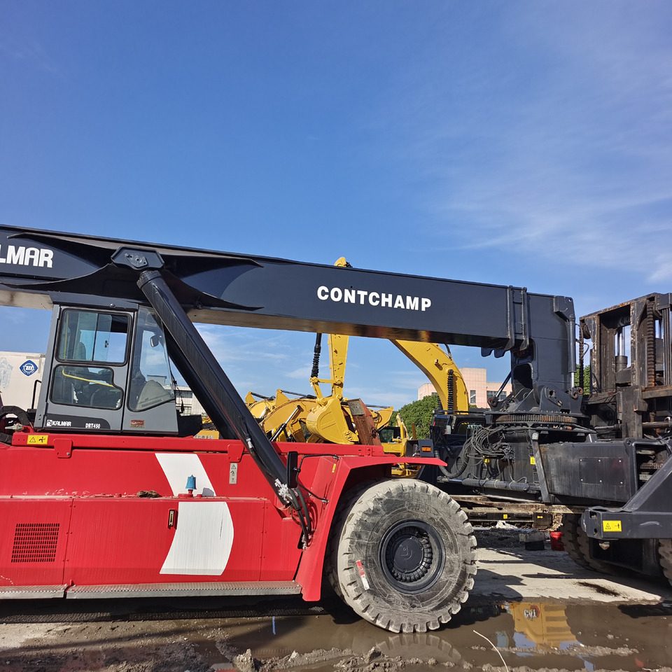 KALMAR DRT450 DRT DRD DRU 450 45 TON - Reach stacker: obrázek 2 KALMAR DRT450 DRT DRD DRU 450 45 TON - Reach stacker: obrázek 2