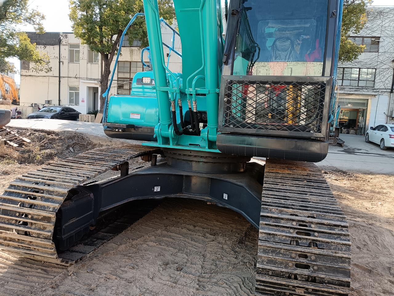 KOBELCO SK200-8 - Pásové rýpadlo: obrázek 5 KOBELCO SK200-8 - Pásové rýpadlo: obrázek 5