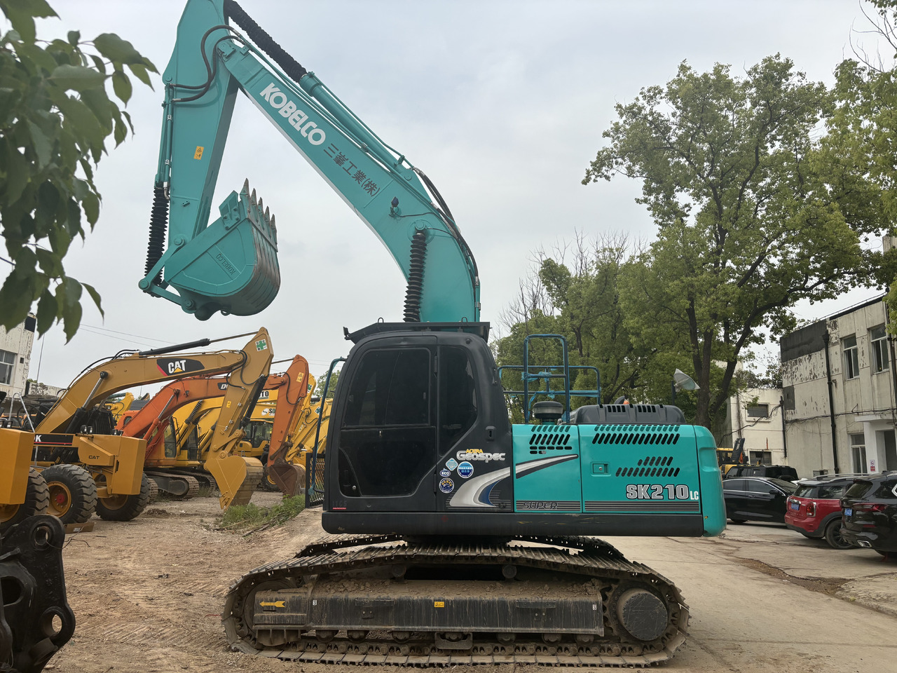KOBELCO SK210LC - Pásové rýpadlo: obrázek 2 KOBELCO SK210LC - Pásové rýpadlo: obrázek 2