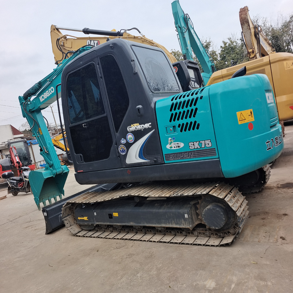 KOBELCO SK75 - Mini rýpadlo: obrázek 5 KOBELCO SK75 - Mini rýpadlo: obrázek 5