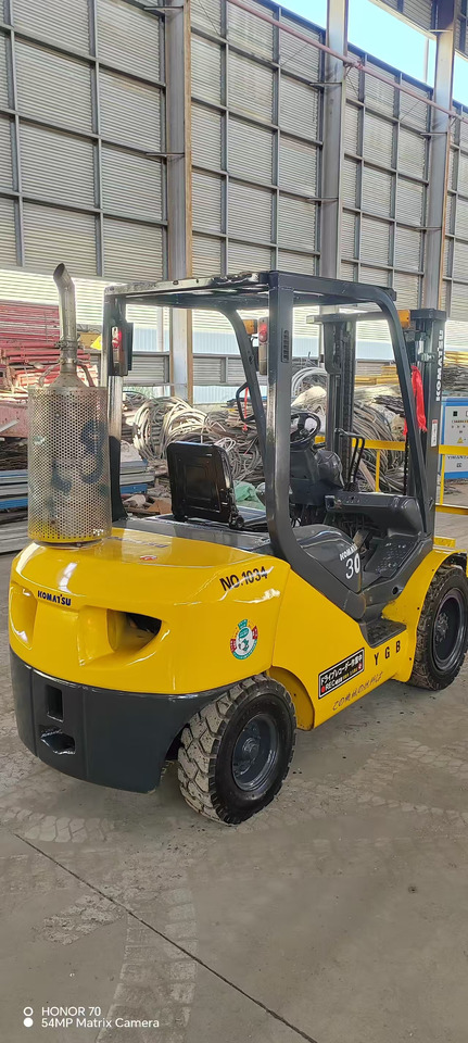 KOMATSU FD 30 - Dieselový vysokozdvižný vozík: obrázek 1 KOMATSU FD 30 - Dieselový vysokozdvižný vozík: obrázek 1