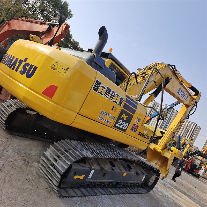 KOMATSU PC 220 - 8 N1 - Pásové rýpadlo: obrázek 2 KOMATSU PC 220 - 8 N1 - Pásové rýpadlo: obrázek 2
