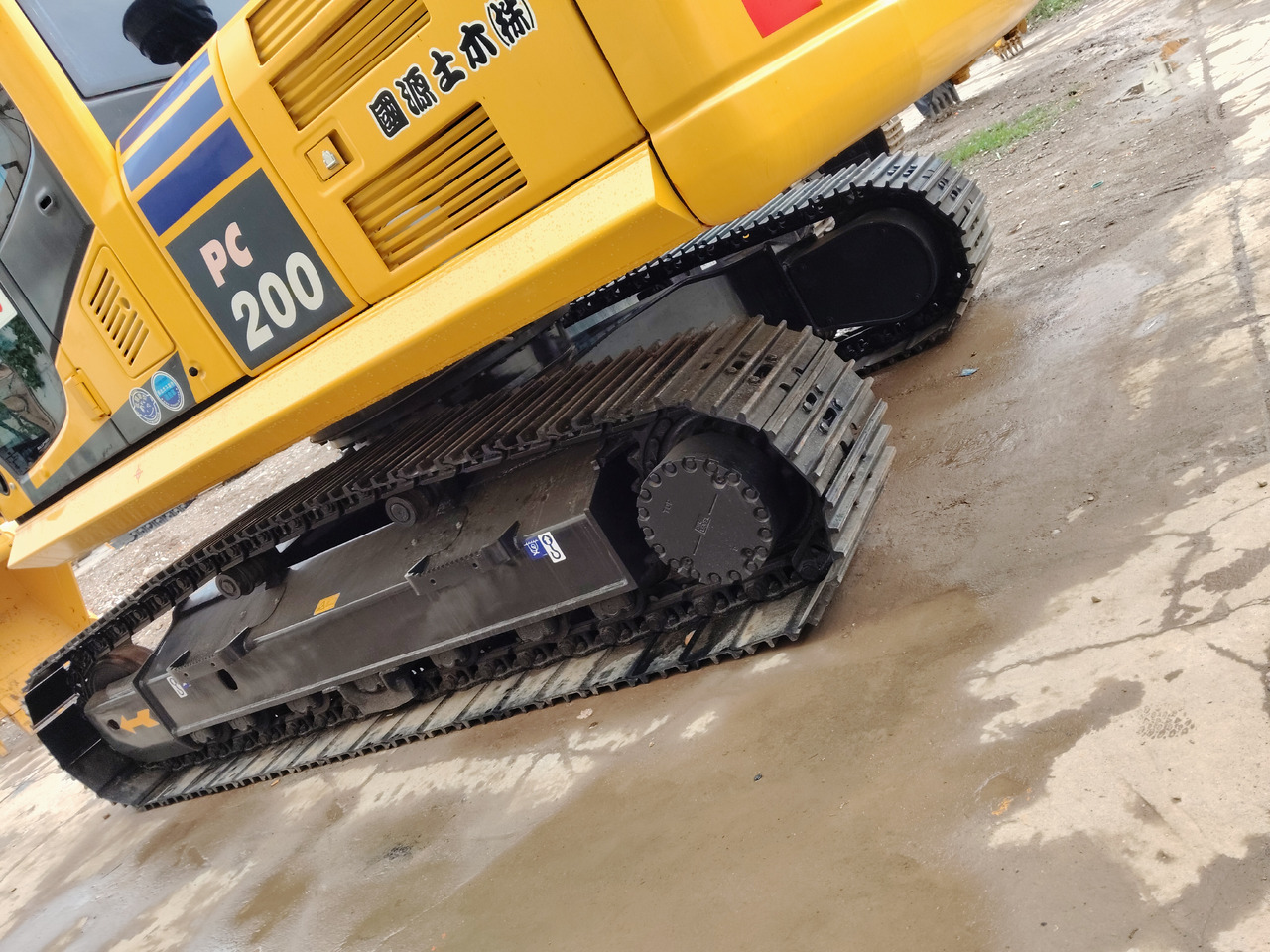 KOMATSU PC200-8 PC 200-8 PC210 PC220 - Pásové rýpadlo: obrázek 2 KOMATSU PC200-8 PC 200-8 PC210 PC220 - Pásové rýpadlo: obrázek 2