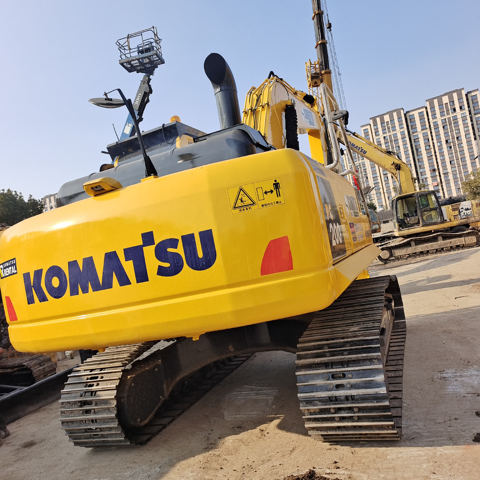 KOMATSU PC200-8 PC 200 - 8N1 - Pásové rýpadlo: obrázek 2 KOMATSU PC200-8 PC 200 - 8N1 - Pásové rýpadlo: obrázek 2