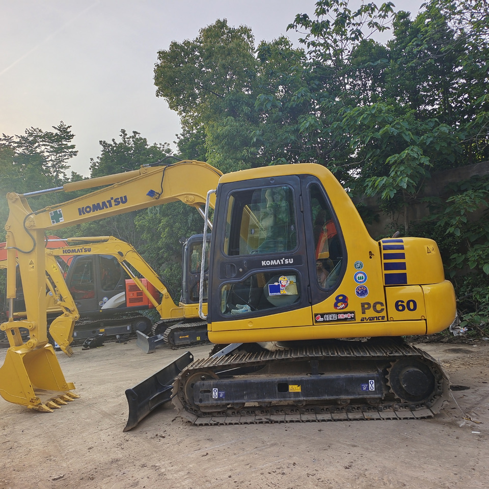KOMATSU PC60 - Mini rýpadlo: obrázek 3 KOMATSU PC60 - Mini rýpadlo: obrázek 3