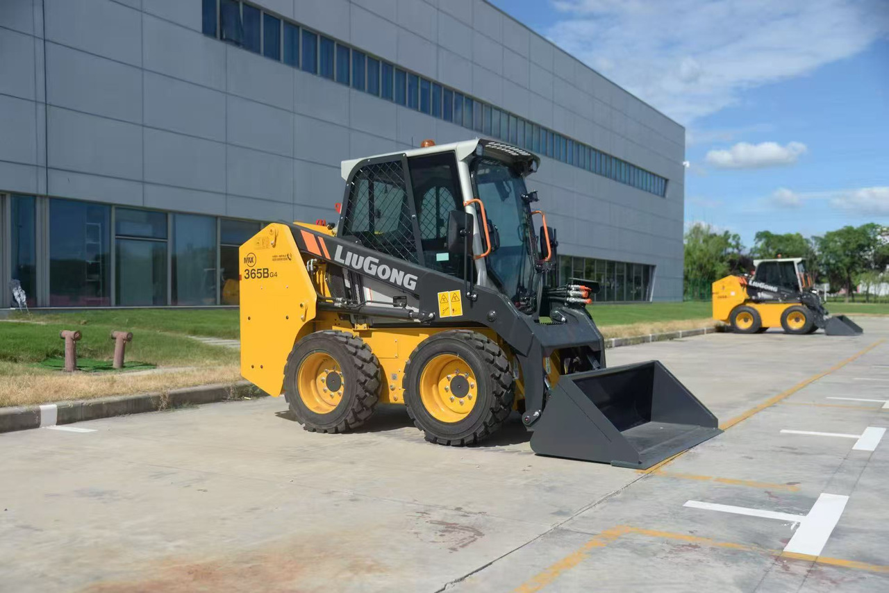 LIUGONG 365B BRAND NEW - Smykový nakladač: obrázek 1 LIUGONG 365B BRAND NEW - Smykový nakladač: obrázek 1