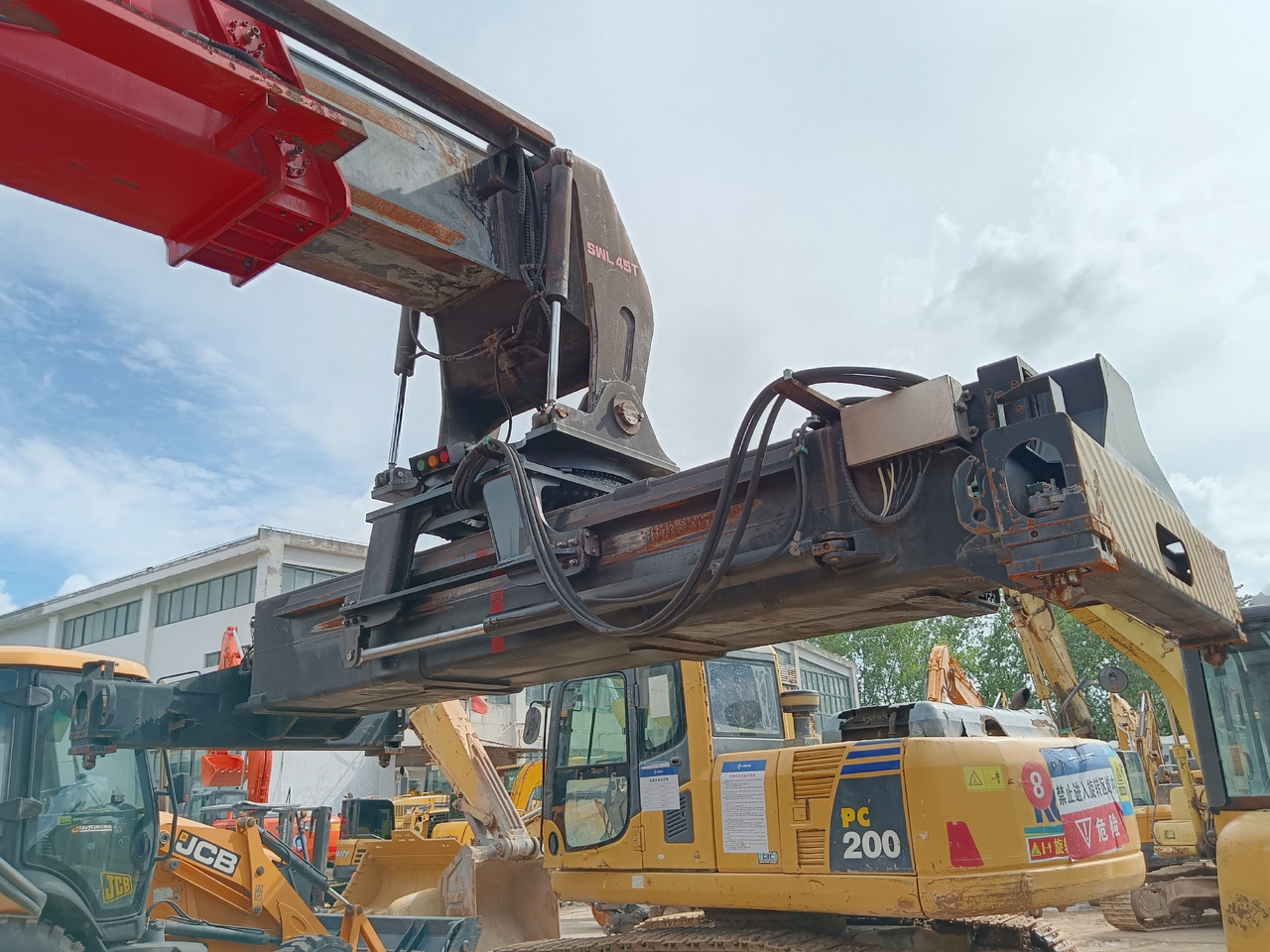 SANY SRSC45C30 45TON REACH STACKER - Reach stacker: obrázek 4 SANY SRSC45C30 45TON REACH STACKER - Reach stacker: obrázek 4