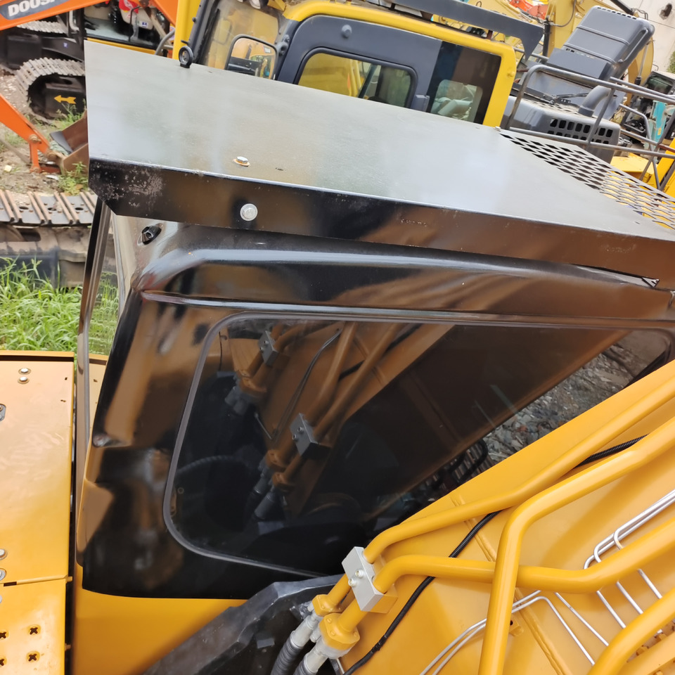 SANY SY 235C - Pásové rýpadlo: obrázek 2 SANY SY 235C - Pásové rýpadlo: obrázek 2