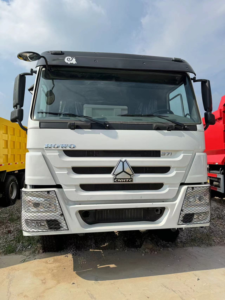 SINOTRUK HOWO 371 375 380 400 420 460 HP 6*4 10 TIRES - Sklápěč: obrázek 5 SINOTRUK HOWO 371 375 380 400 420 460 HP 6*4 10 TIRES - Sklápěč: obrázek 5