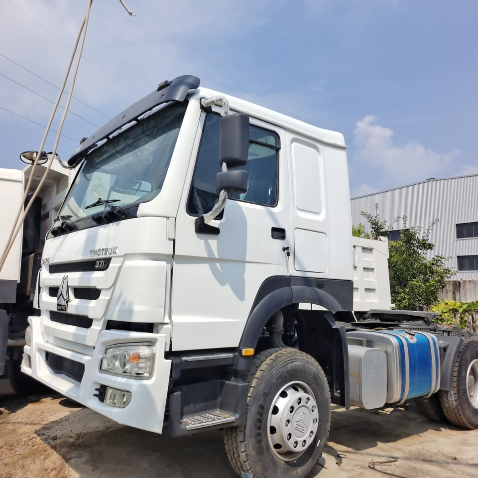 SINOTRUK HOWO 371 375 TRACOR HEAD - Tahač: obrázek 4 SINOTRUK HOWO 371 375 TRACOR HEAD - Tahač: obrázek 4