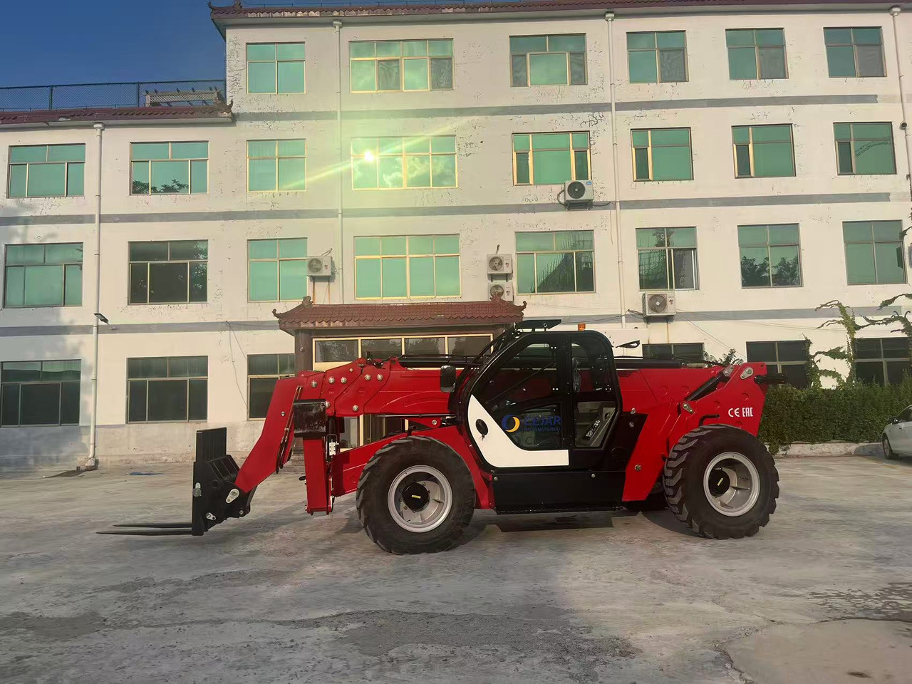 XCMG BRAND NEW 9 METER - Teleskopický manipulátor: obrázek 2 XCMG BRAND NEW 9 METER - Teleskopický manipulátor: obrázek 2