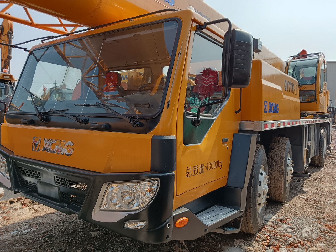 XCMG QY70K 70 TON - Autojeřáb: obrázek 2 XCMG QY70K 70 TON - Autojeřáb: obrázek 2