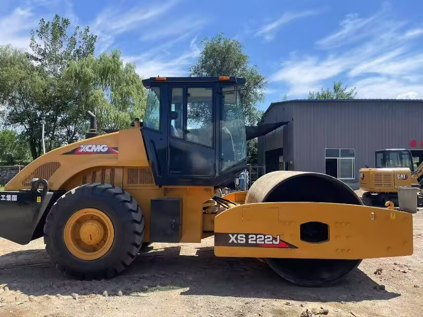 XCMG XS 222J 223J 263J 183J 163J - Silniční válec: obrázek 3 XCMG XS 222J 223J 263J 183J 163J - Silniční válec: obrázek 3