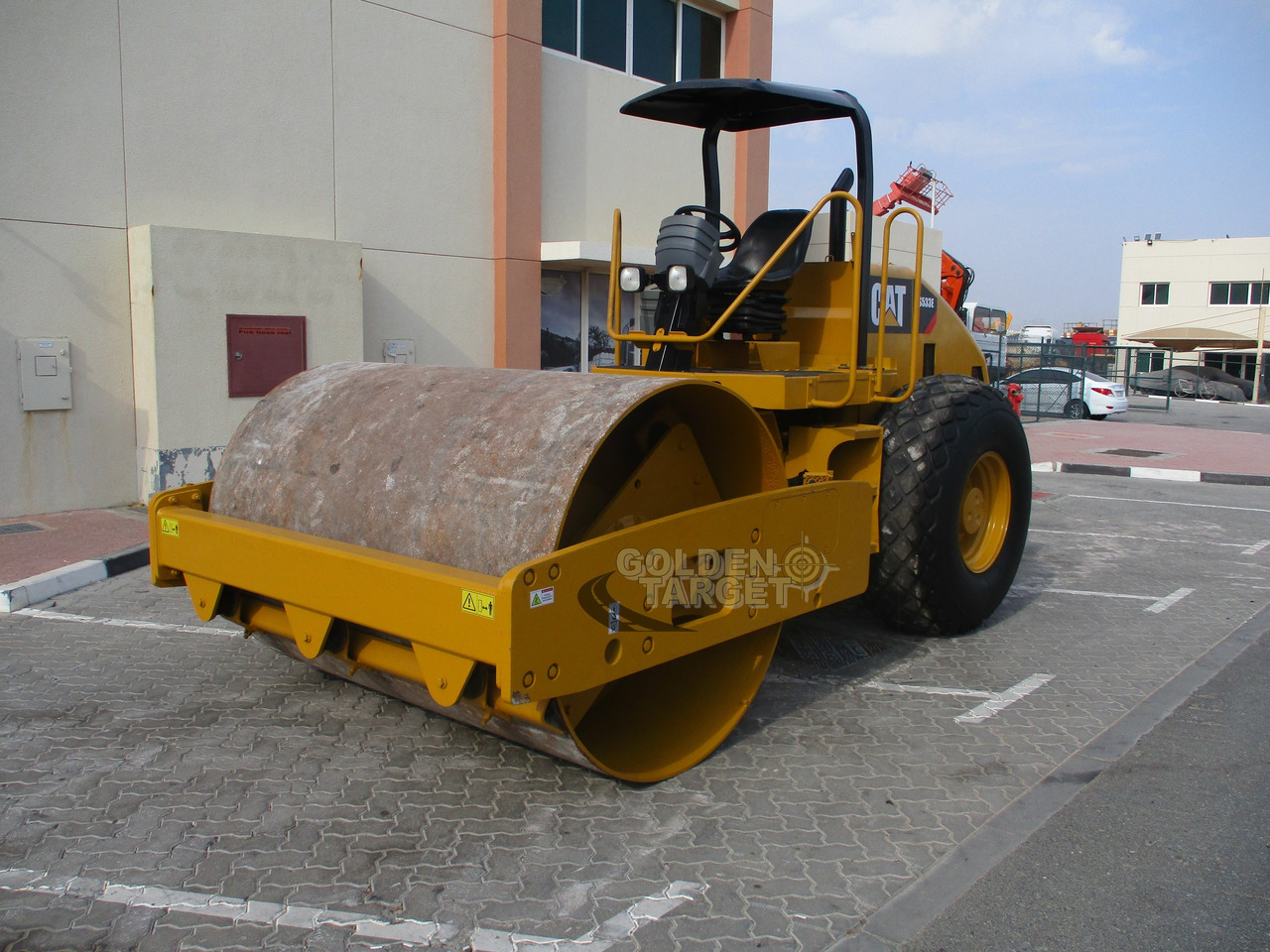 CATERPILLAR CS533E VIBRATORY ROLLER - Silniční válec: obrázek 2 CATERPILLAR CS533E VIBRATORY ROLLER - Silniční válec: obrázek 2