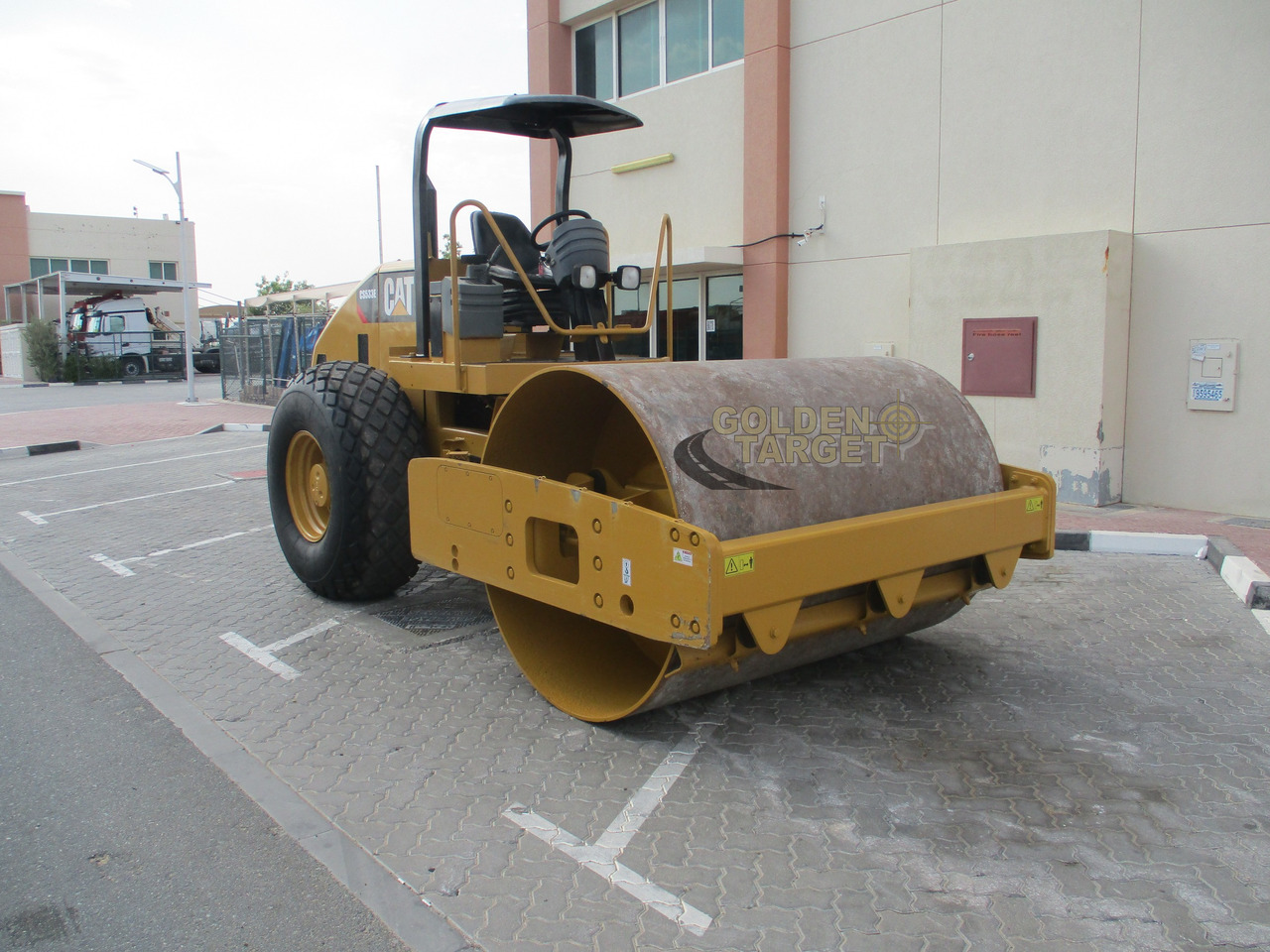 CATERPILLAR CS533E VIBRATORY ROLLER - Silniční válec: obrázek 1 CATERPILLAR CS533E VIBRATORY ROLLER - Silniční válec: obrázek 1