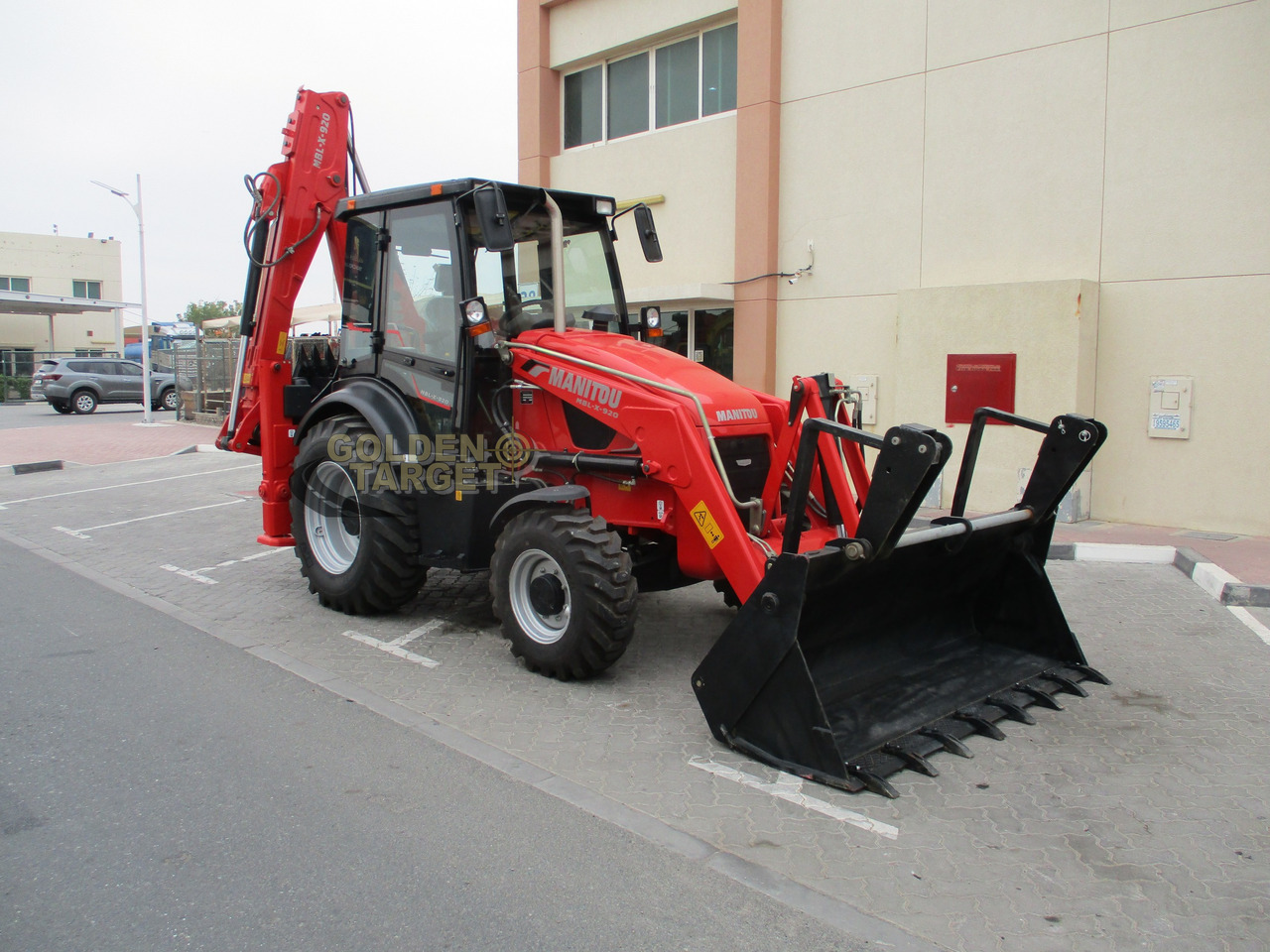 MANITOU MBL-X-920 BACKHOE LOADER - Rýpadlo-nakladač: obrázek 1 MANITOU MBL-X-920 BACKHOE LOADER - Rýpadlo-nakladač: obrázek 1