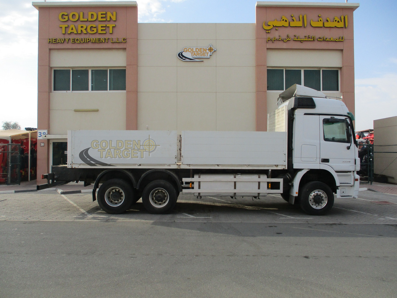 MERCEDES-BENZ ACTROS 3354 6x6 Chassis Truck - Podvozek s kabinou: obrázek 5 MERCEDES-BENZ ACTROS 3354 6x6 Chassis Truck - Podvozek s kabinou: obrázek 5