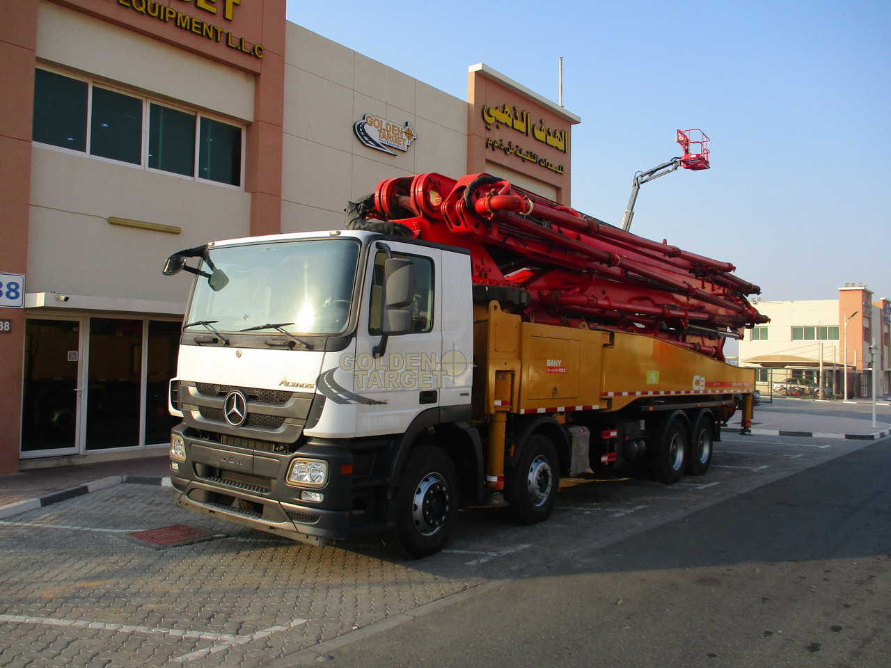Mercedes ACTROS 4144 8x4 SANY 56m Concrete Pump - Autočerpadlo: obrázek 2 Mercedes ACTROS 4144 8x4 SANY 56m Concrete Pump - Autočerpadlo: obrázek 2