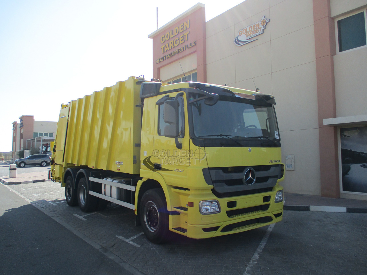 Mercedes Actros 2532 6×2 Garbage Truck - Vůz na odvoz odpadků: obrázek 1 Mercedes Actros 2532 6×2 Garbage Truck - Vůz na odvoz odpadků: obrázek 1