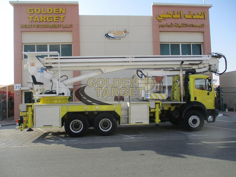 Mercedes-Benz 2638 - Pracovní plošina: obrázek 5 Mercedes-Benz 2638 - Pracovní plošina: obrázek 5