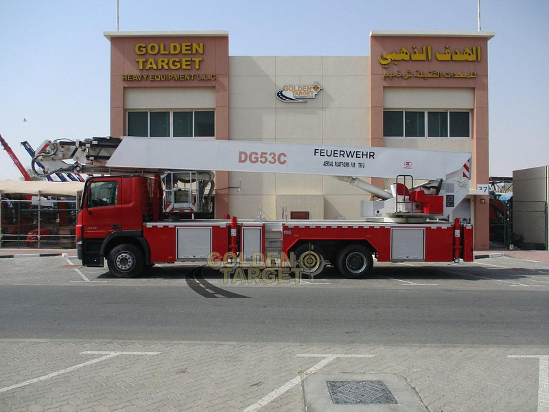 Mercedes-Benz Actros 3332 - Pracovní plošina: obrázek 5 Mercedes-Benz Actros 3332 - Pracovní plošina: obrázek 5