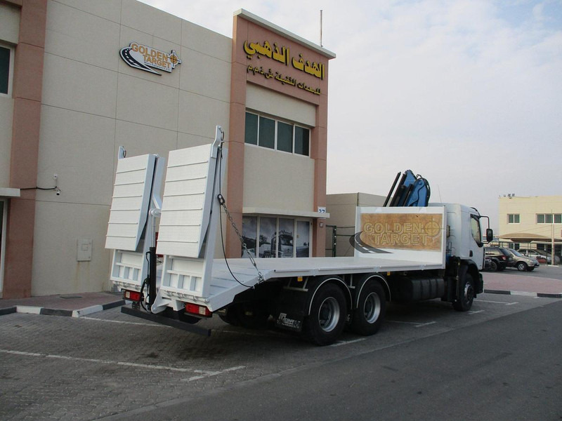 Renault KERAX 380 - Autojeřáb: obrázek 3 Renault KERAX 380 - Autojeřáb: obrázek 3