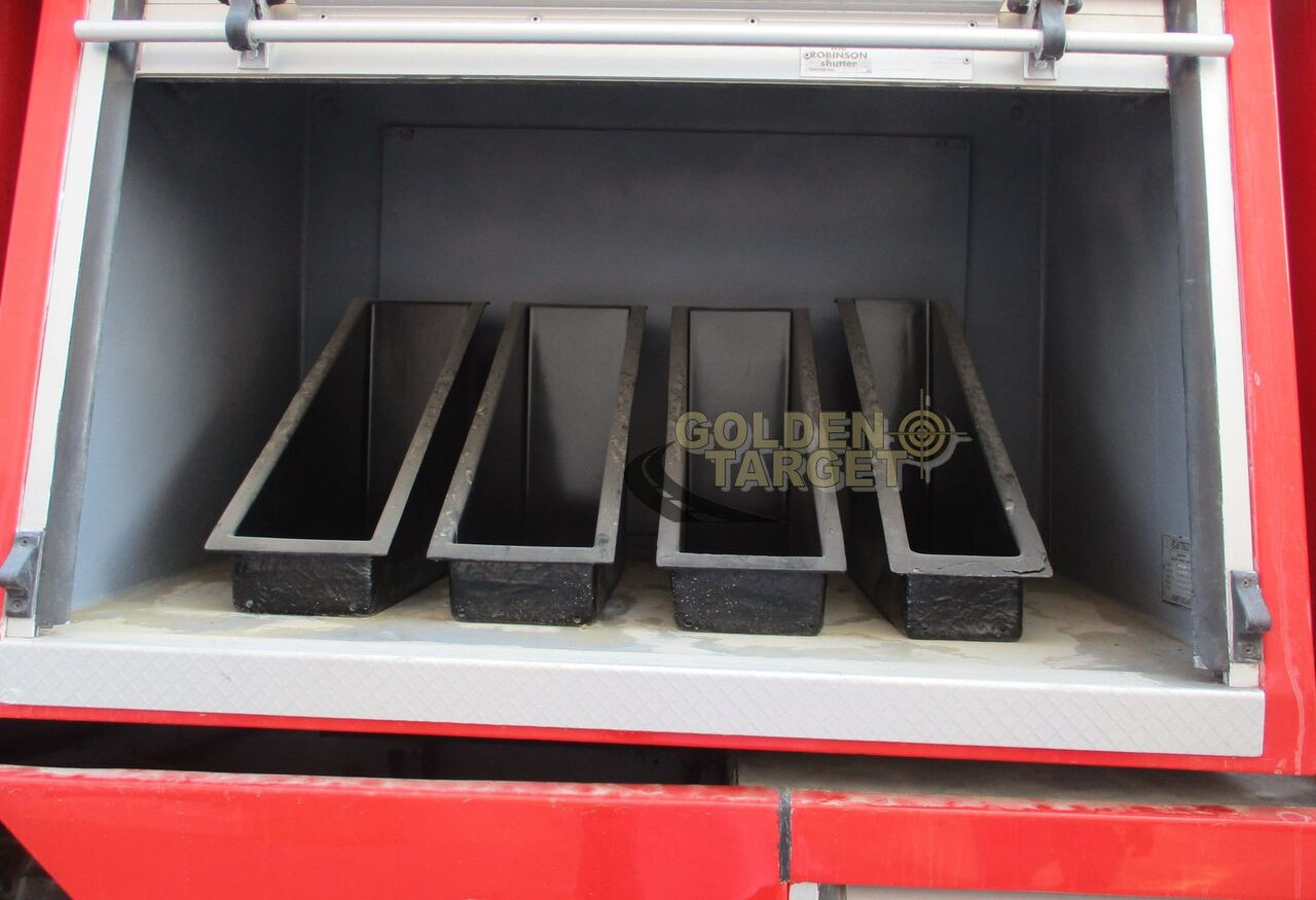 Reynold Boughton Barracuda 4x4 Airport Fire Truck - Hasičský vůz: obrázek 5 Reynold Boughton Barracuda 4x4 Airport Fire Truck - Hasičský vůz: obrázek 5