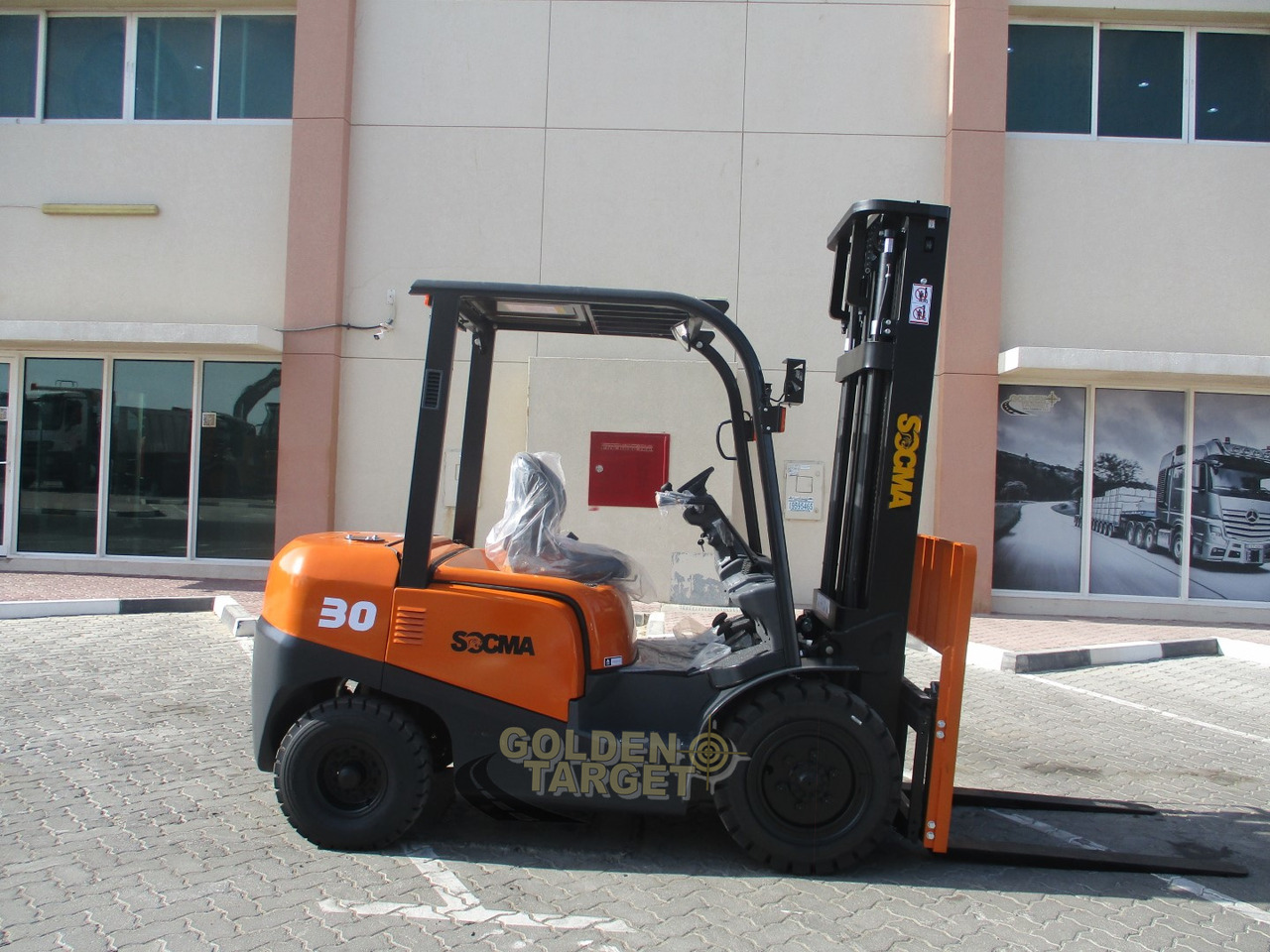 SOCMA HNF-30 Forklift - Dieselový vysokozdvižný vozík: obrázek 5 SOCMA HNF-30 Forklift - Dieselový vysokozdvižný vozík: obrázek 5