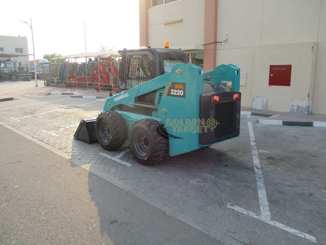 SUNWARD SWL3220 Skid Steer - Smykový nakladač: obrázek 4 SUNWARD SWL3220 Skid Steer - Smykový nakladač: obrázek 4