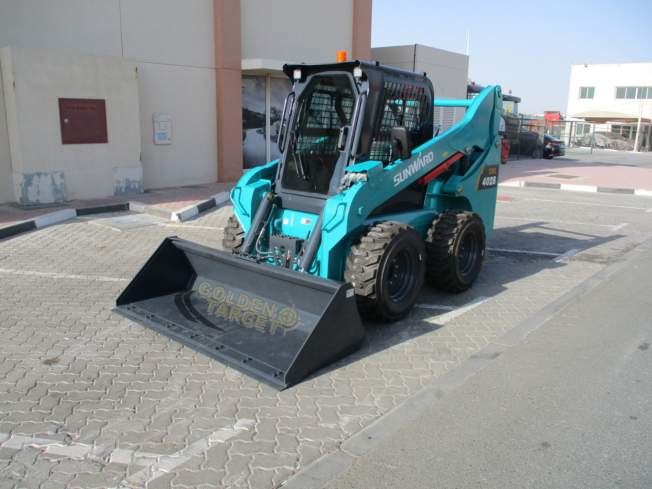 SUNWARD SWL4028 Skid Steer - Smykový nakladač: obrázek 2 SUNWARD SWL4028 Skid Steer - Smykový nakladač: obrázek 2