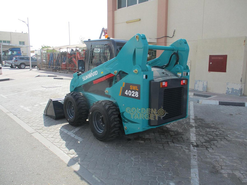 Sunward SWL4028 Skid Steer Loader - Nakladač: obrázek 4 Sunward SWL4028 Skid Steer Loader - Nakladač: obrázek 4