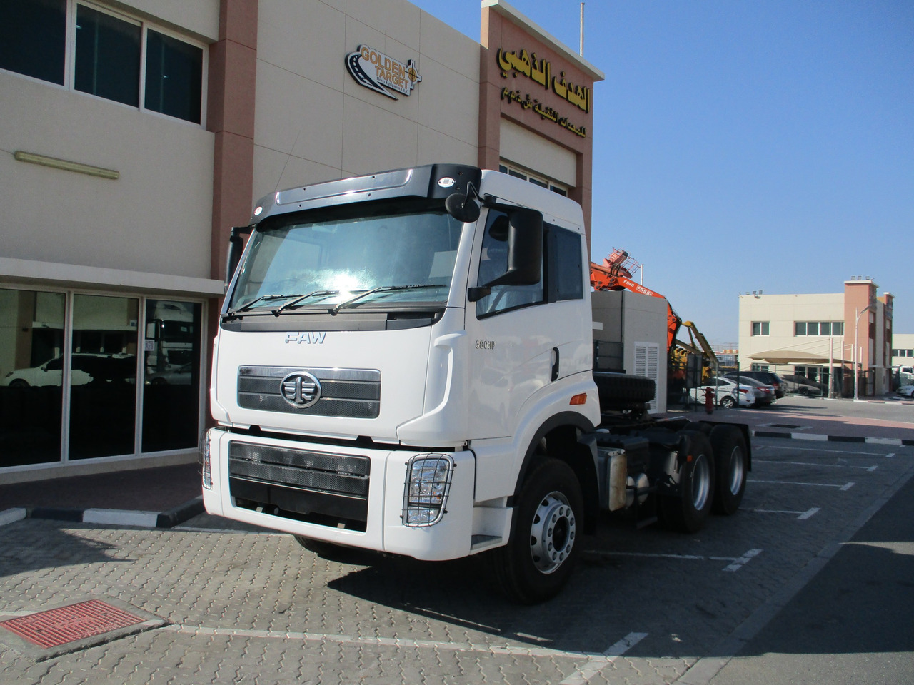 FAW 4181P2K15 6x4 Head Truck - Tahač: obrázek 2 FAW 4181P2K15 6x4 Head Truck - Tahač: obrázek 2
