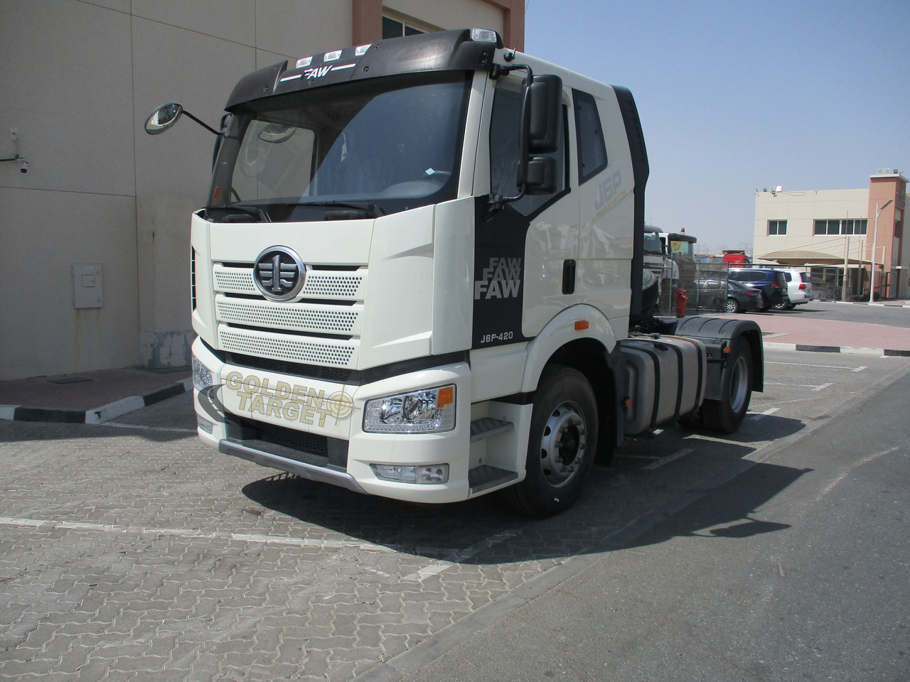 FAW J6P-420 4x2 Head Truck - Tahač: obrázek 2 FAW J6P-420 4x2 Head Truck - Tahač: obrázek 2