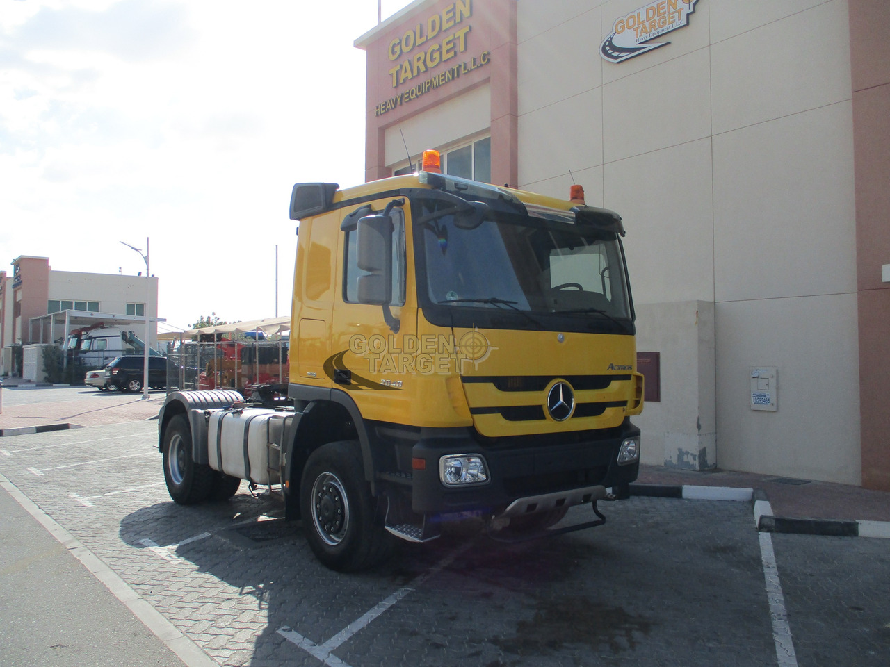 MERCEDES-BENZ Actros 2048 4x4 Head Truck - Tahač: obrázek 1 MERCEDES-BENZ Actros 2048 4x4 Head Truck - Tahač: obrázek 1