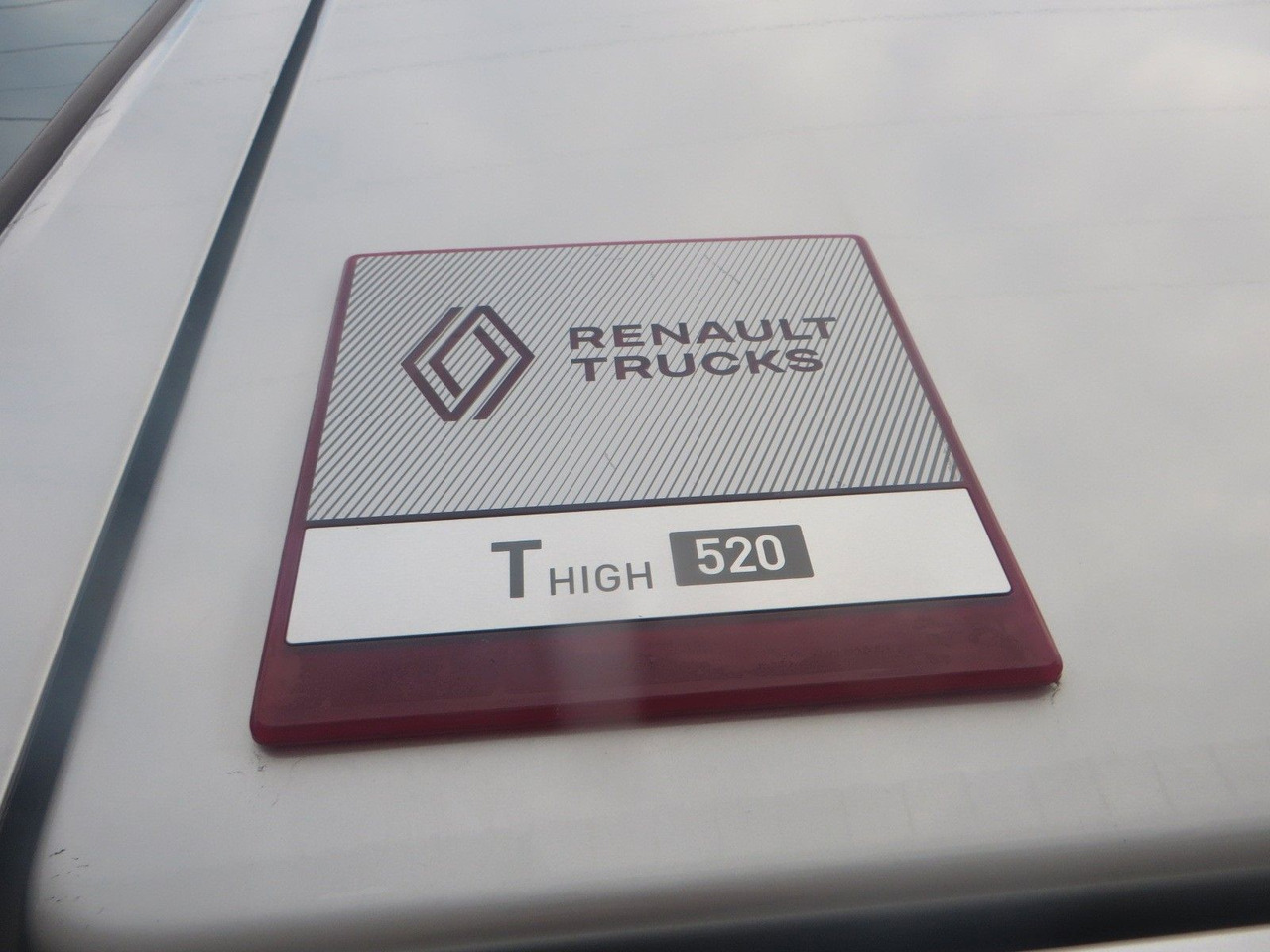 Renault T520 HSC 4x2Tractor ADR - Tahač: obrázek 2 Renault T520 HSC 4x2Tractor ADR - Tahač: obrázek 2