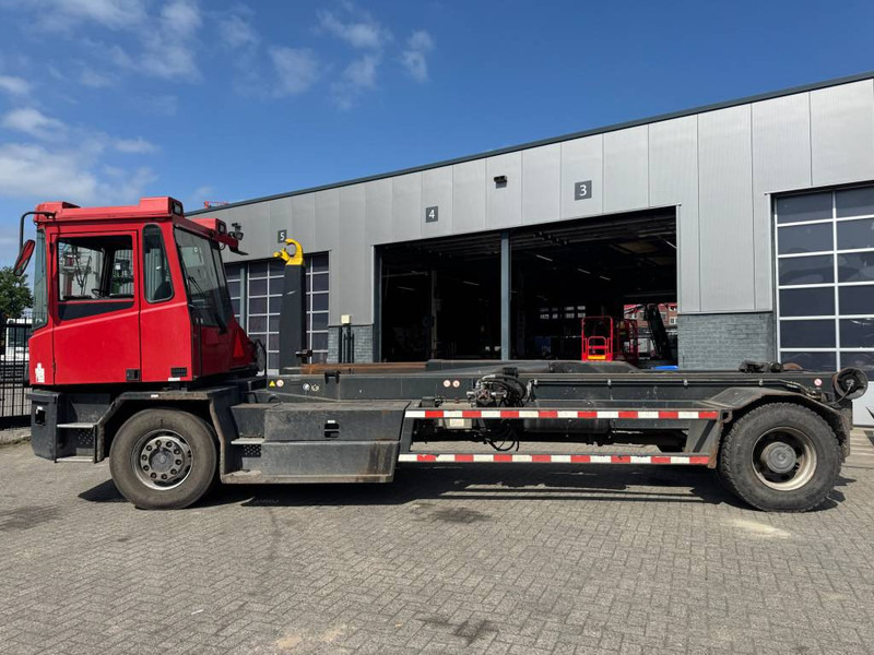 Kalmar TRX 182 B (5) L2 C18 - Terminálový traktor: obrázek 1 Kalmar TRX 182 B (5) L2 C18 - Terminálový traktor: obrázek 1