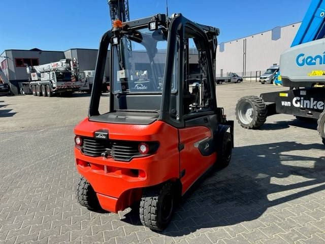 Linde E35L - Elektrický vysokozdvižný vozík: obrázek 4 Linde E35L - Elektrický vysokozdvižný vozík: obrázek 4