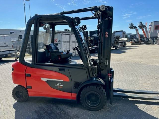 Linde E35L - Elektrický vysokozdvižný vozík: obrázek 3 Linde E35L - Elektrický vysokozdvižný vozík: obrázek 3
