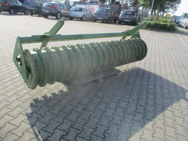 Amazone Trapezringwalze TRW 3000-600-150 - Zemědělský válec: obrázek 2 Amazone Trapezringwalze TRW 3000-600-150 - Zemědělský válec: obrázek 2