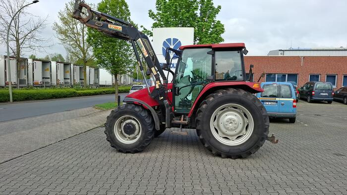 Case IH 1090 - Traktor: obrázek 5 Case IH 1090 - Traktor: obrázek 5