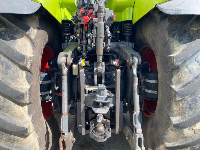 Claas Axion 830 - Traktor: obrázek 4 Claas Axion 830 - Traktor: obrázek 4