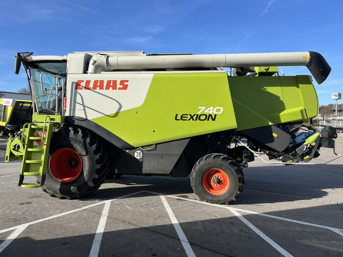 Claas Lexion 740 - Sklízecí mlátička: obrázek 3 Claas Lexion 740 - Sklízecí mlátička: obrázek 3