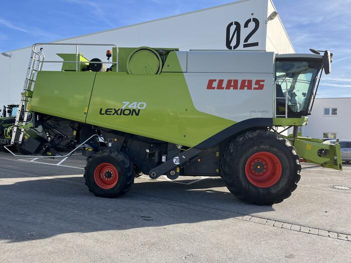 Claas Lexion 740 - Sklízecí mlátička: obrázek 1 Claas Lexion 740 - Sklízecí mlátička: obrázek 1