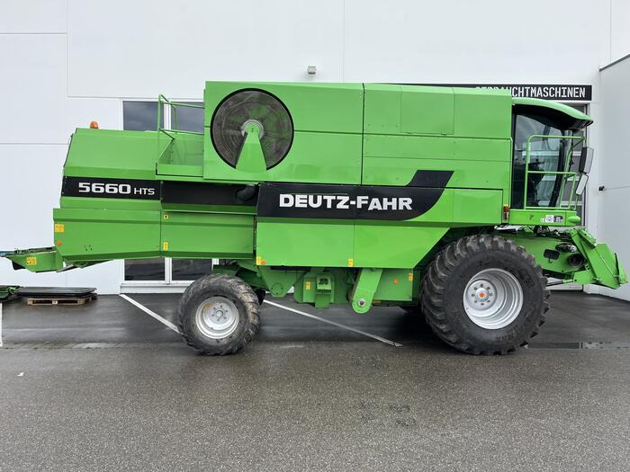 Deutz-Fahr 5660 H - Sklízecí mlátička: obrázek 2 Deutz-Fahr 5660 H - Sklízecí mlátička: obrázek 2