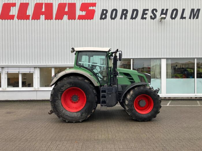 Fendt 824 Vario ProfiPlus - Traktor: obrázek 2 Fendt 824 Vario ProfiPlus - Traktor: obrázek 2