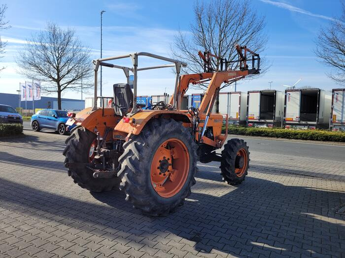 Fiat 750 DT 4x4 Allrad mit Frontlader - Traktor: obrázek 3 Fiat 750 DT 4x4 Allrad mit Frontlader - Traktor: obrázek 3