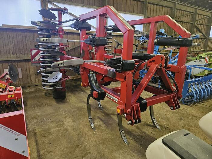 Horsch Terrano 4 FX - Kultivátor: obrázek 2 Horsch Terrano 4 FX - Kultivátor: obrázek 2